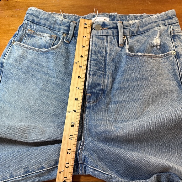 Good American Light Wash Good Boy High Rise Slit Hem Jeans. Size 8/29. - Picture 4 of 10